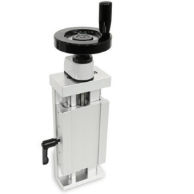 GN 900 Unidades corredizas ajustables de aluminio Identificación núm.: 2 - Con manija ajustable<br />Tipo: HR - Con volante de control e indicador de posición digital EN 954, tipo AR